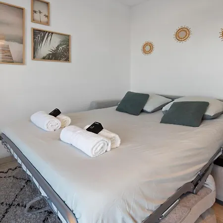 Le Palmier - Centre - Parking - Quiet - Sea Apartament